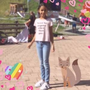 Meet your Posher, Dana